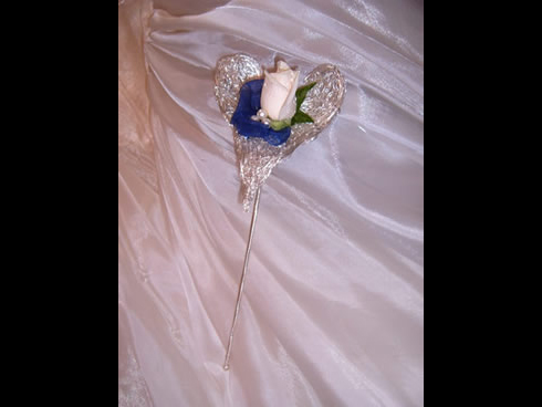 sophisticated bridesmaid heart sceptre